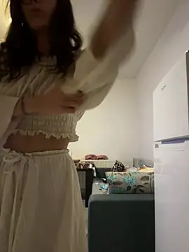 Snapshot of Mazzekyn chatting on February 25, 2025, 2:47 am Mazzekyn online show from February 25, 2025, 2:47 am