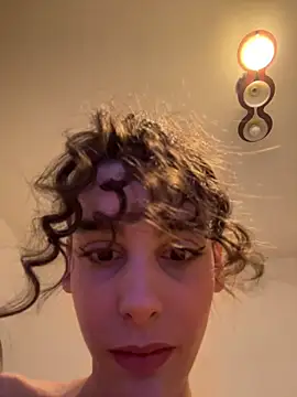 Snapshot of Mazzekyn chatting on February 25, 2025, 9:24 pm Mazzekyn online show from February 25, 2025, 9:24 pm