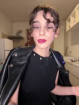 Snapshot of Mazzekyn chatting on March 15, 2025, 6:43 pm Mazzekyn online show from March 15, 2025, 6:43 pm