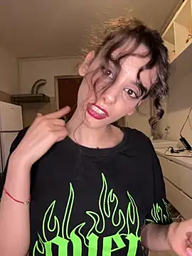 Snapshot of Mazzekyn chatting on March 15, 2025, 9:49 pm Mazzekyn online show from March 15, 2025, 9:49 pm