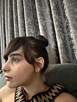 Snapshot of Mazzekyn chatting on September 13, 2025, 5:02 pm Mazzekyn online show from September 13, 2025, 5:02 pm