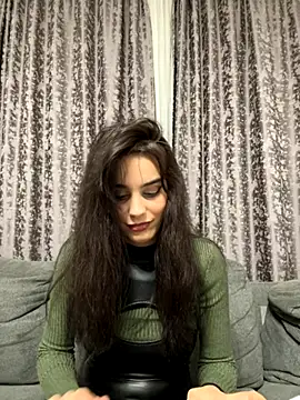 Snapshot of Mazzekyn chatting on September 29, 2025, 4:56 pm Mazzekyn online show from September 29, 2025, 4:56 pm