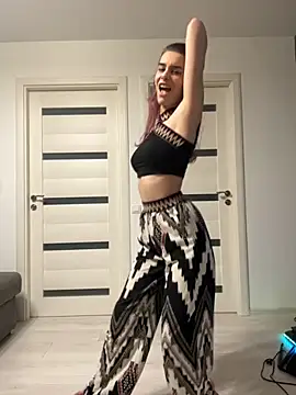 Mazzekyn online show from November 11, 2025, 7:14 pm