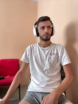 Snapshot of iendriw chatting on March 14, 2025, 1:35 pm iendriw online show from March 14, 2025, 1:35 pm