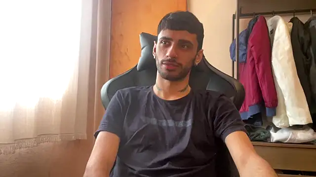 Snapshot of iendriw chatting on October 2, 2025, 12:12 pm iendriw online show from October 2, 2025, 12:12 pm