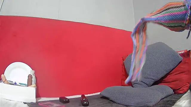 tasha97x online show from February 24, 2026, 7:50 am