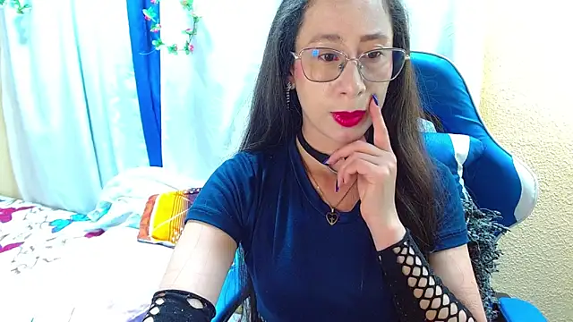 Gia leinn online show from October 20, 2025, 8:53 pm