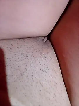 meddy delicinha online show from March 4, 2026, 11:00 pm