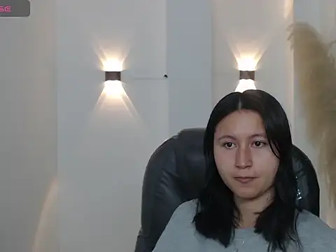 xoxo kiitty online show from December 3, 2025, 12:14 pm