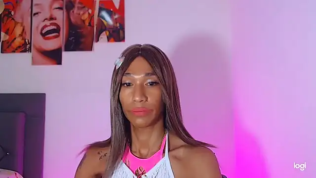 red veltet online show from November 17, 2025, 3:18 pm