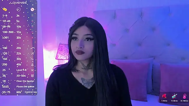 Snapshot of goth_tasha chatting on May 19, 2026, 12:33 pm goth tasha online show from May 19, 2026, 12:33 pm