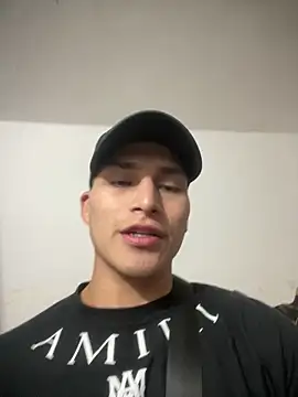 MaxxxSteil online show from March 8, 2025, 3:06 am