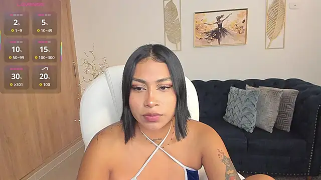 Ivyy Moon  online show from November 23, 2025, 1:49 am