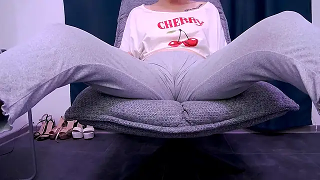 wetdream3 online show from July 7, 2026, 9:19 pm