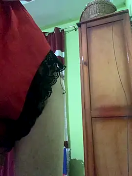 Femboylili online show from November 23, 2025, 10:42 pm