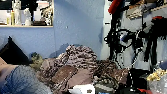 Snapshot of PornStro921 chatting on December 20, 2025, 8:32 am PornStro921 online show from December 20, 2025, 8:32 am