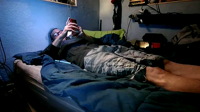 Snapshot of PornStro921 chatting on January 18, 2026, 12:03 am PornStro921 online show from January 18, 2026, 12:03 am