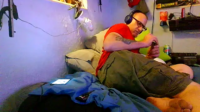 Snapshot of PornStro921 chatting on April 1, 2026, 1:41 pm PornStro921 online show from April 1, 2026, 1:41 pm