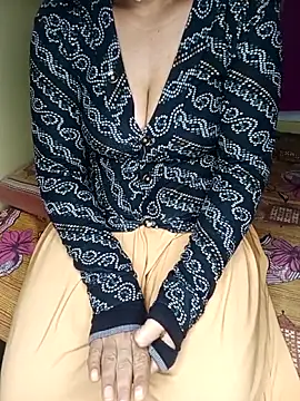 Snapshot of geetha_telugu_kan277 chatting on December 18, 2025, 10:49 pm geetha telugu kan277 online show from December 18, 2025, 10:49 pm