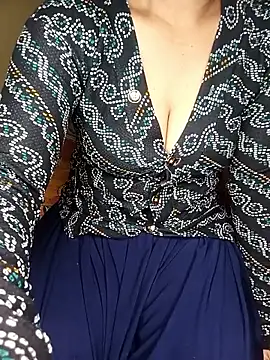 Snapshot of geetha_telugu_kan277 chatting on January 9, 2026, 5:59 pm geetha telugu kan277 online show from January 9, 2026, 5:59 pm