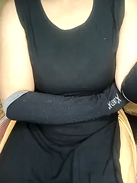 Snapshot of geetha_telugu_kan277 chatting on January 18, 2026, 11:14 am geetha telugu kan277 online show from January 18, 2026, 11:14 am