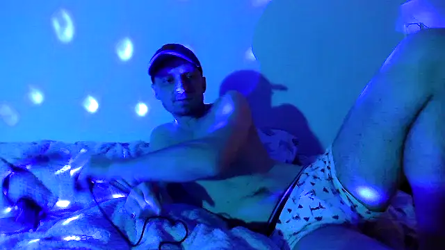 Snapshot of great_feeling chatting on February 22, 2025, 9:59 pm great feeling online show from February 22, 2025, 9:59 pm