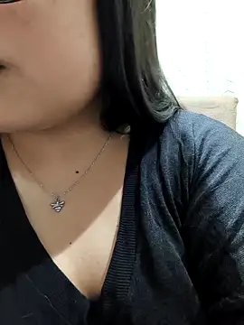 virginbrunette99 online show from November 6, 2025, 6:03 am