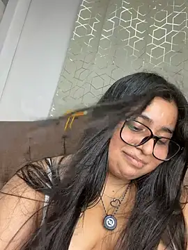 Snapshot of virginbrunette99 chatting on June 29, 2026, 7:25 am virginbrunette99 online show from June 29, 2026, 7:25 am