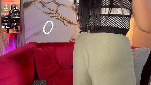 Snapshot of Bella_williamss_ chatting on November 5, 2025, 7:47 pm Bella williamss online show from November 5, 2025, 7:47 pm