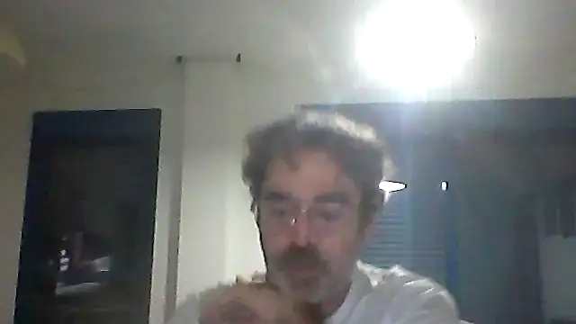 moreno51 online show from December 18, 2025, 9:54 pm