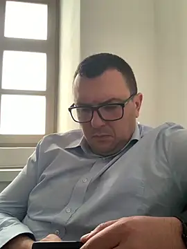 Mike8523 online show from January 6, 2026, 7:56 am