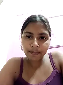heena-3678 online show from May 11, 2026, 2:45 pm