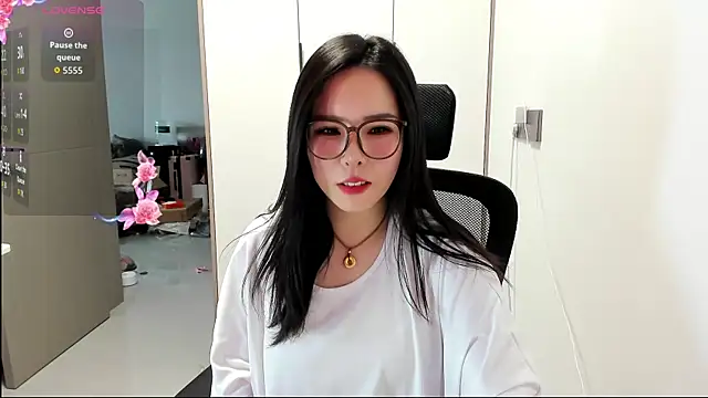 xixiya888 online show from March 22, 2026, 12:58 am