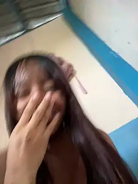 Nicolessa online show from March 18, 2026, 1:25 pm