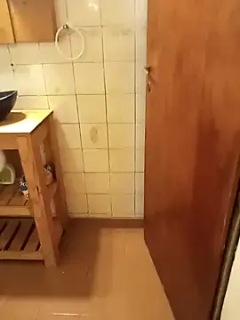 omeriz online show from September 24, 2025, 6:28 am