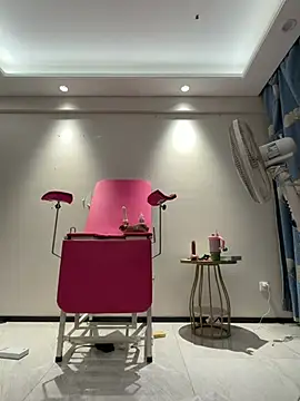 Xiaoxia-Baby online show from June 1, 2026, 12:34 am