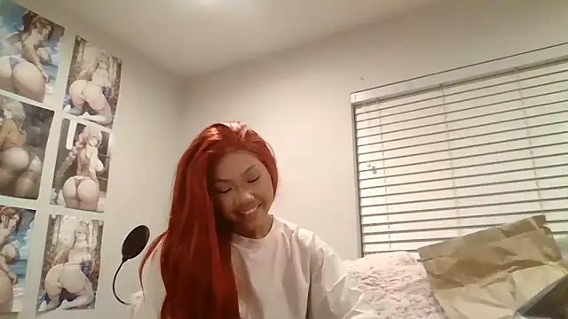 princesskimamii online show from November 9, 2025, 4:33 am