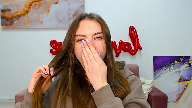 ElenaOconar online show from March 18, 2025, 12:36 pm