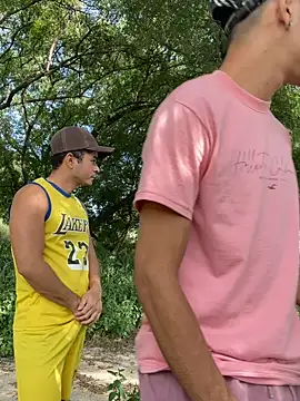 Snapshot of twinks_28 chatting on October 25, 2025, 7:41 pm twinks 28 online show from October 25, 2025, 7:41 pm