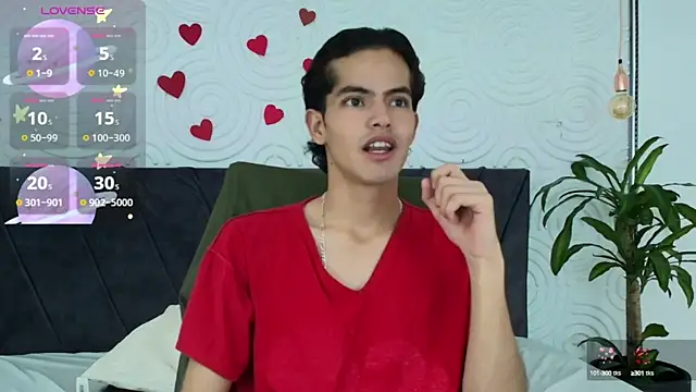 Maximoherrera 16 online show from April 27, 2026, 12:47 pm