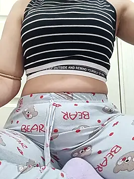 Sehrazat34 online show from November 30, 2025, 1:04 pm