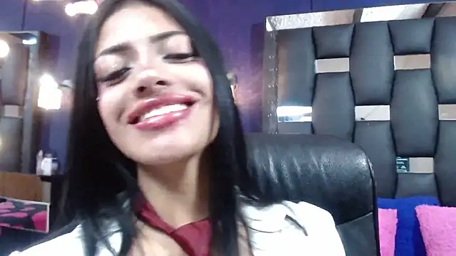 EMYCLARK01 online show from March 4, 2026, 2:50 am