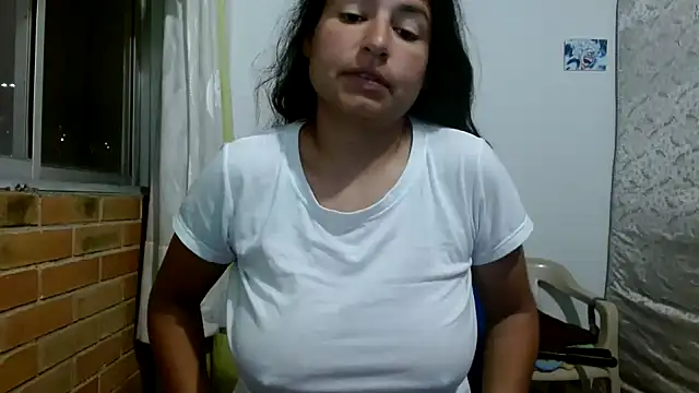 Escarcha-blue online show from November 19, 2025, 12:10 am