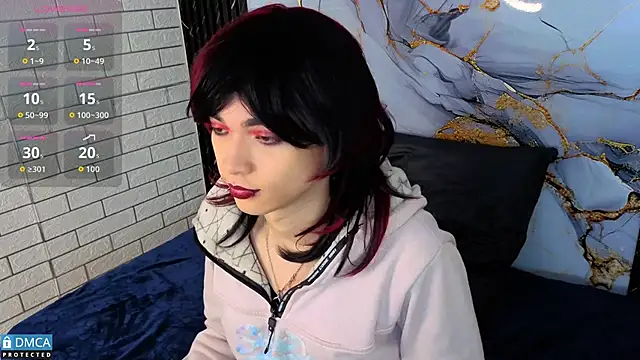 MaeveKuro online show from December 5, 2025, 3:15 am