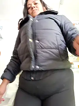 roxanasexy2025 online show from February 21, 2026, 2:18 pm