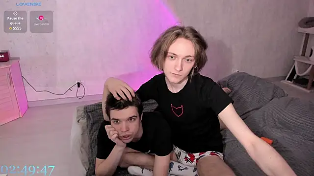 Elliot Winki online show from March 19, 2026, 2:21 pm