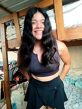 Snapshot of Alessia2004 chatting on February 24, 2025, 10:58 pm Alessia2004 online show from February 24, 2025, 10:58 pm