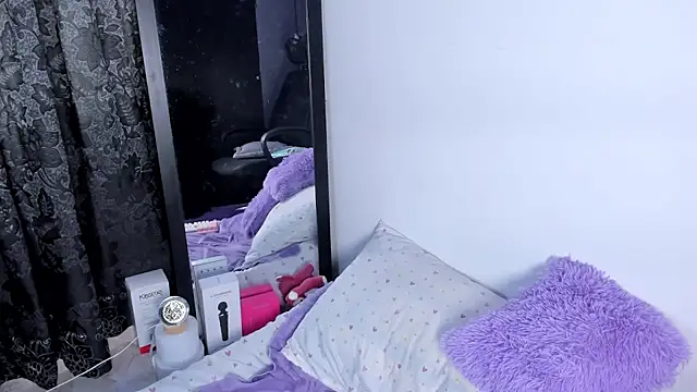 Snapshot of zephyra-angels chatting on February 22, 2026, 4:13 am zephyra-angels online show from February 22, 2026, 4:13 am