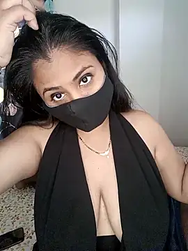 Snapshot of neha_rohan12 chatting on December 3, 2025, 10:35 am neha rohan12 online show from December 3, 2025, 10:35 am