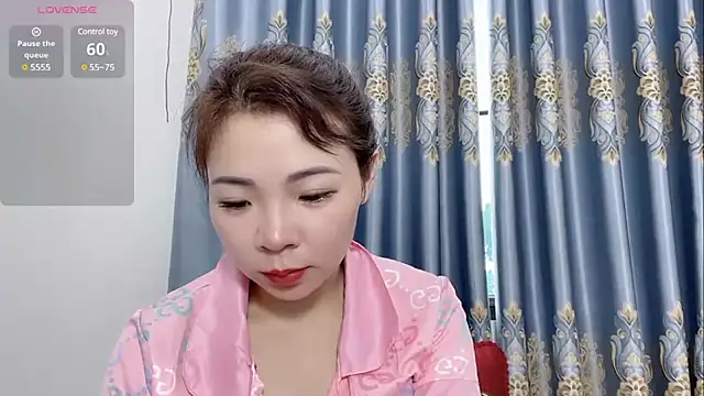 Snapshot of shishi_101 chatting on March 4, 2025, 4:27 am shishi 101 online show from March 4, 2025, 4:27 am